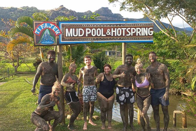 16 Lines Zipline, Cave and Mud Spa Combo Tour with Lunch in Fiji - Lunch at the zipline course