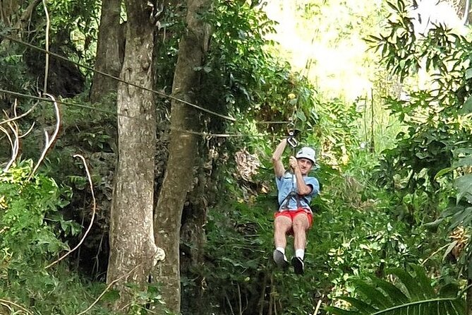 16 Lines Zipline, Cave and Mud Spa Combo Tour with Lunch in Fiji - Morning pickup through Fiji’s green interior