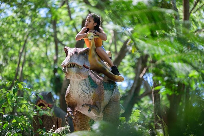 6 Hours Giant Zipline Adventure Park in Fiji - Jurassic Park for children and dinosaur fans