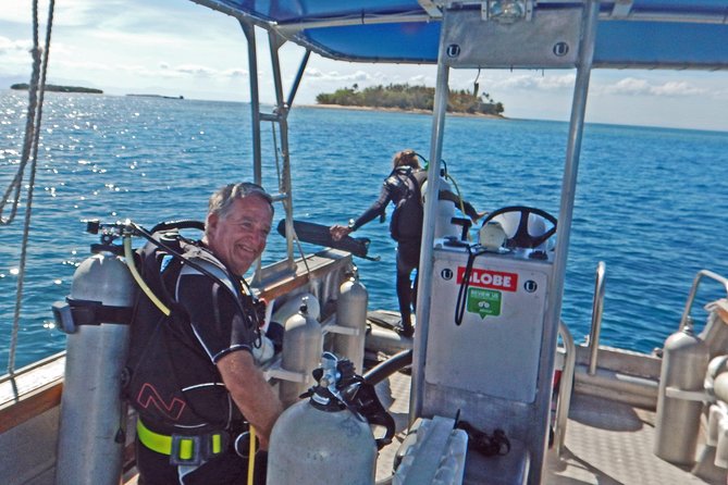 Certified Scuba Diving with Whitetip Marine Adventures team - The boat ride to the Mamanuca Islands