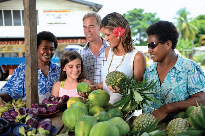 "Coral Coast Adventure: Pottery, Kava, Meke, Dunes & Temple'' - Sigatoka Market: a quick look at the food bowl