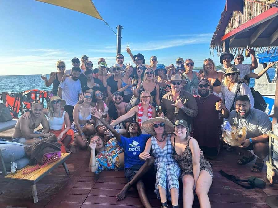 Denarau: Seventh Heaven Floating Bar Day Trip - Who will enjoy this day most
