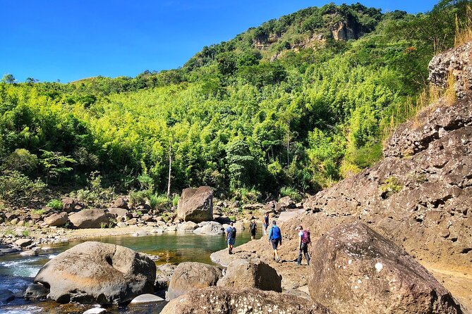 Fiji 2 Night Hiking Adventure and Cultural Experience - Day two: Twelve kilometers along old village trails