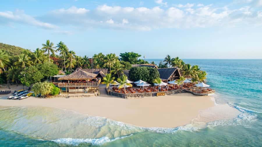 Fiji: Castaway Island Resort Day Cruise with Lunch - From Denarau Marina to a Mamanuca island