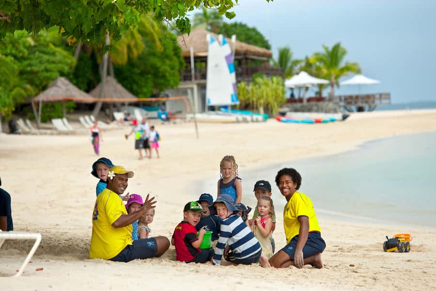 Fiji: Castaway Island Resort Day Cruise with Lunch - Pools, bars, and the question of quiet time