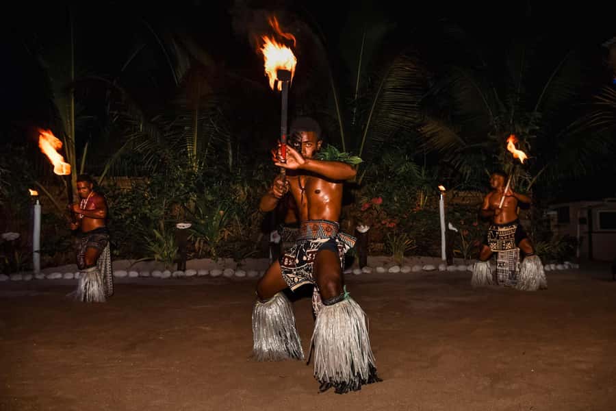 Fiji: Day and Night Combo Tour - Choosing your island hour