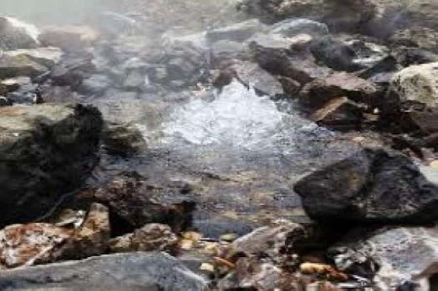 Nadi: Mud Pool and Hot Spring Private Tour - At Sabeto, the mud comes first