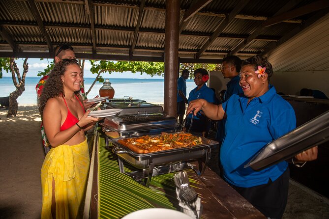 Oolala Cruises on Savala Island - Food, drinks, and the value of the $112.42 price
