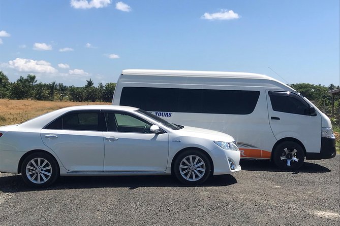 Round Trip Private Transfer From Nadi Airport To Your Resort - The name sign and the first airport meeting