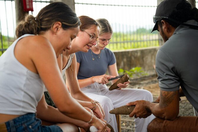 Vavavi - Fijian Cooking & Cultural Experience - Preparing palusami and eggplant tavu